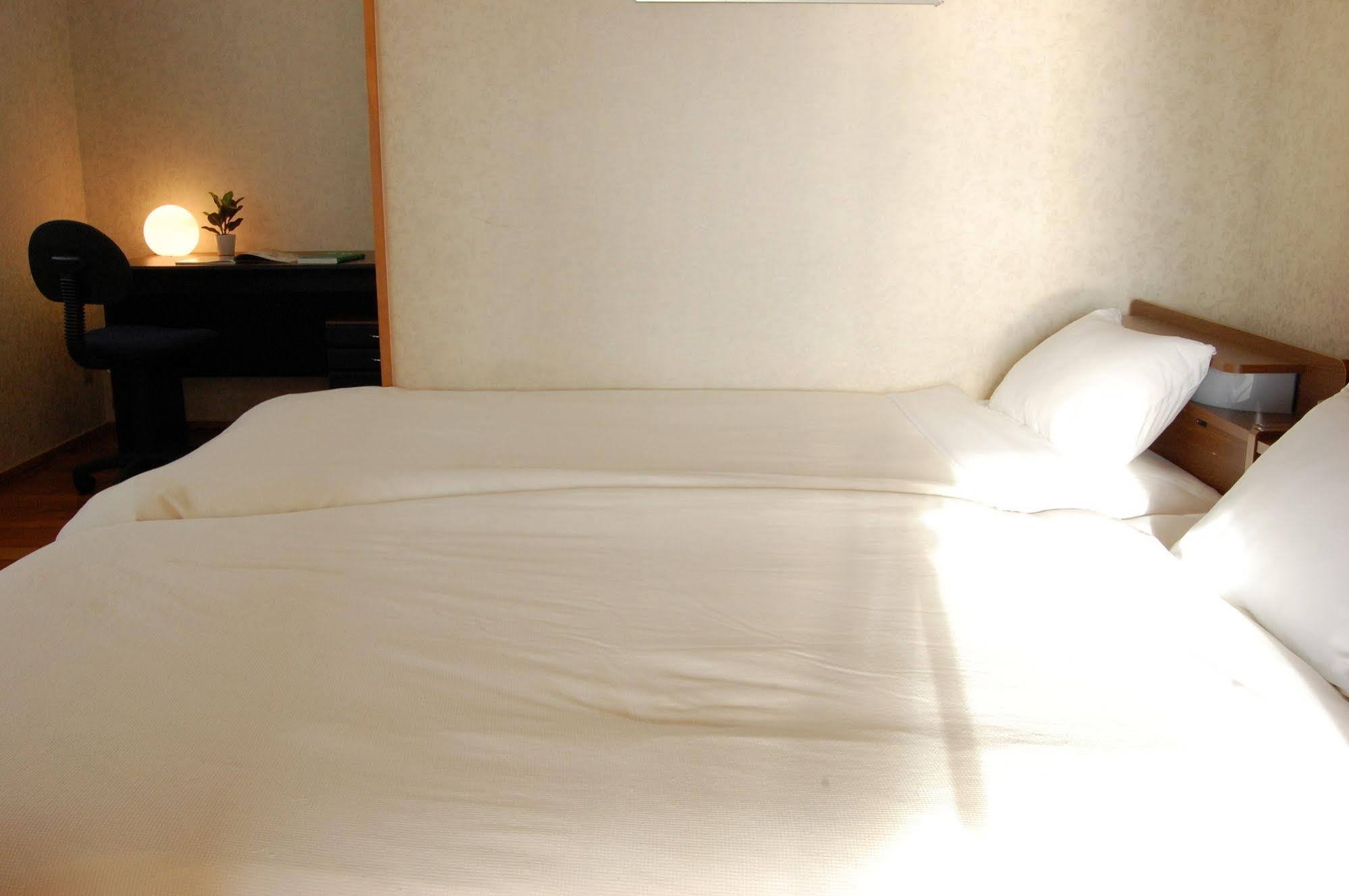 Yukurinaresort Okinawa Ocean Terrace Motobu Exterior foto